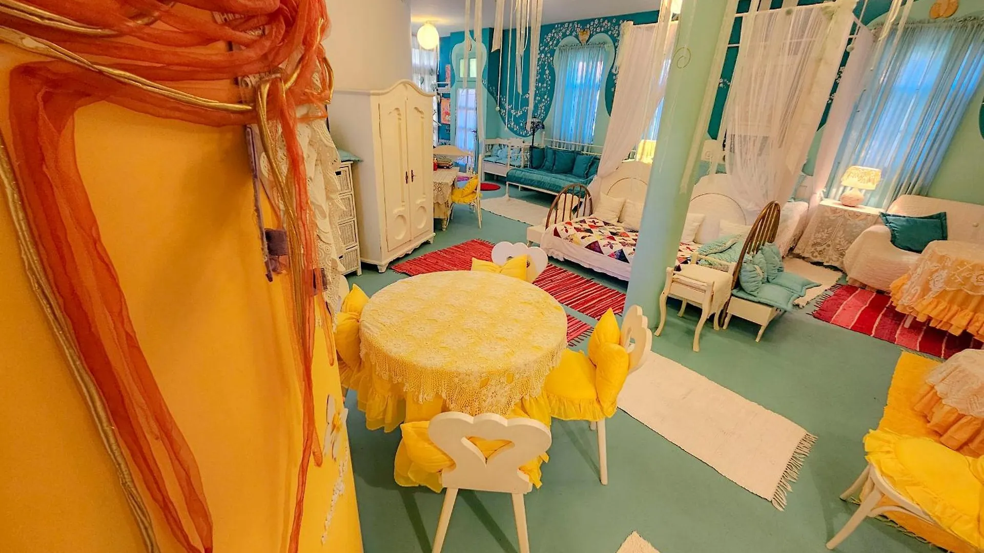 Hotel Feher Tulipan Apartman Debreczyn Pensjonat