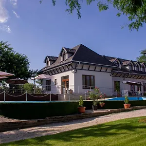 Hotel apartamentowy Reneszansz Vendeghaz, Debreczyn